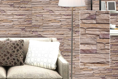 Kinara-las-mejores-piedras-decorativas-pared-distribución-y-venta-ecuador-ALPES-DORADA sala de estar con pared con piedra decorativa tonos tierra sillón beige