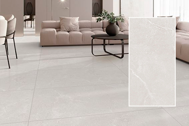porcelanato_espanol-TROPIC BIANCO Porcelanato español blanco con vetas en piso de sala y comedor de casa con acientos beige grandes