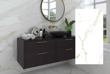 porcelanato_tipo_cemento-NAOS-GOLD Ceramica de 30 x 60 en pared color blanco con vetas negras y espejo con encimera de madera