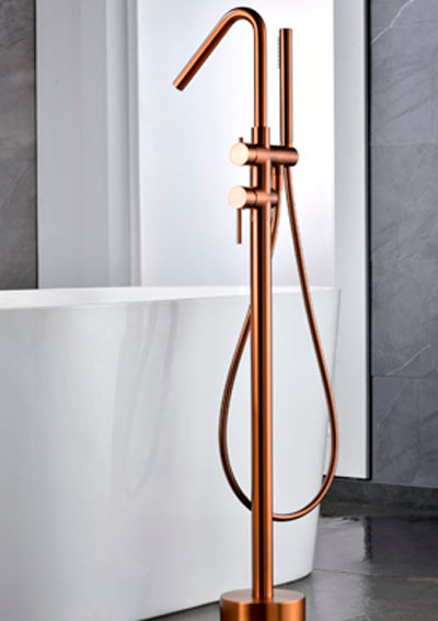 Grifería-exenta-de-bañera-monomando-oro-rosa-cepillado-serie-Córcega